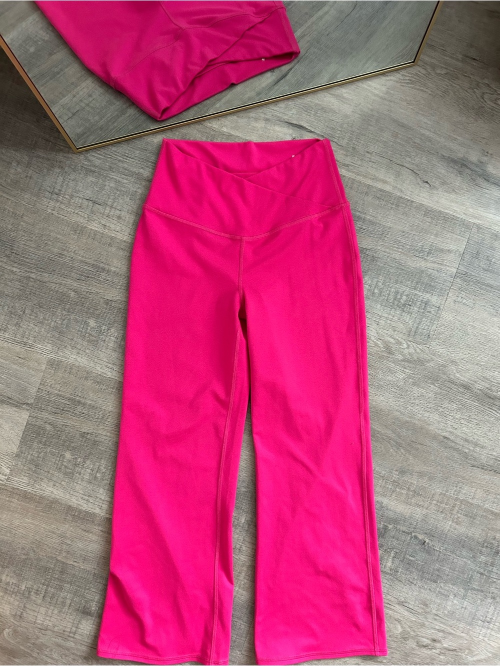 Gilly Hicks Hollister Crossover Flared Leggings Pink High Rise Wide Leg Pants M